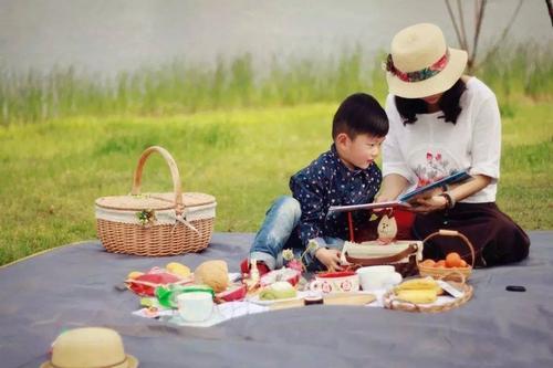 「你的育儿经」女儿想吃车厘子，妈妈买“1颗”被售货员讽刺，神回复让人称赞