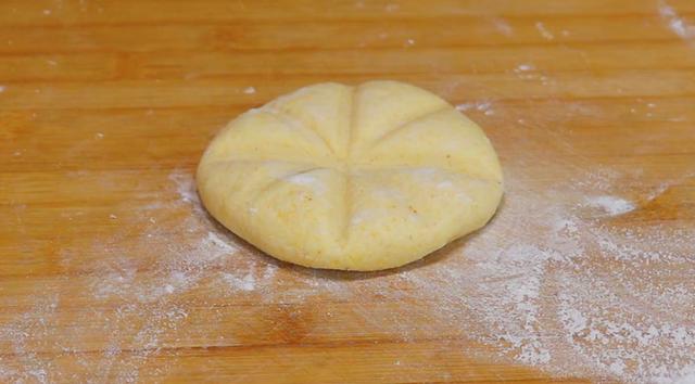 玉米面里面加一袋酸奶，蓬松暄软，百吃不厌，新手小白也能零失败