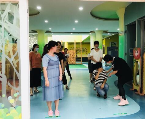 你的育儿经|全力以“复”严防严控——记厦门市松柏第二幼儿园防疫演练活动