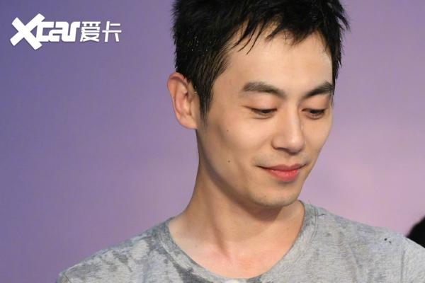 影视交流地@朱亚文为何退出跑男，微博说明一切