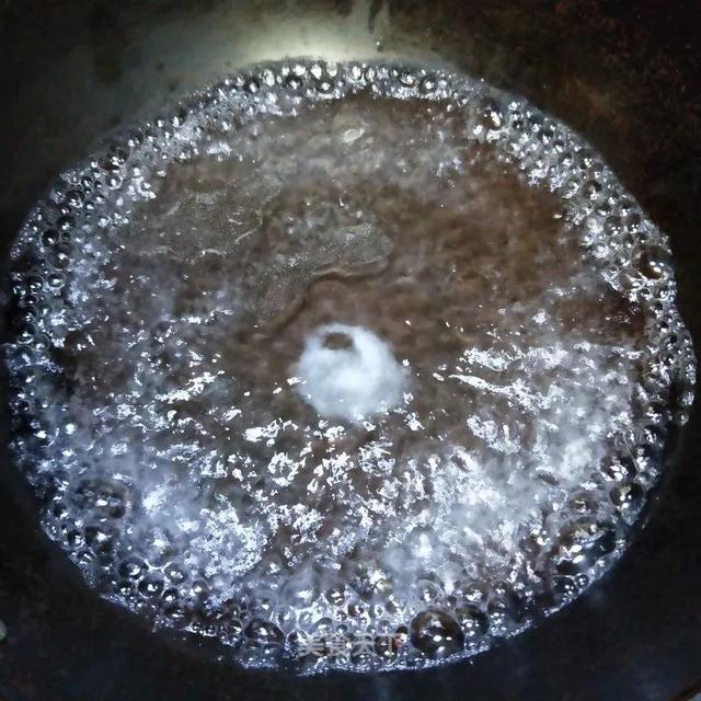 变着花样吃腊肠！醇厚浓郁，越嚼越香！还是小时候熟悉的味道