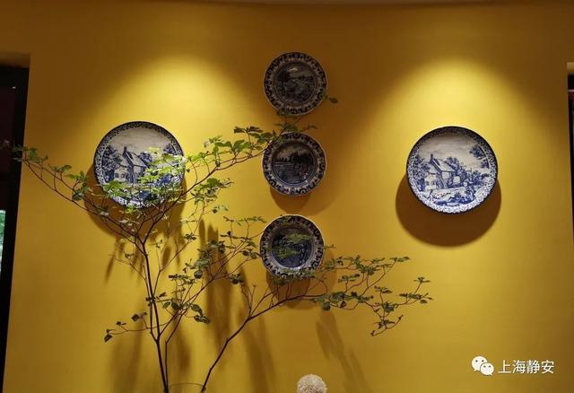 咖啡|富春小笼开咖啡店啦！老店跨界、阳光露台、咖啡蛋糕，潮