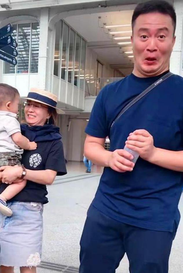【超级宝妈】“隔辈亲”偏心到什么程度？引网友热议：我家娃2岁资产就比我多