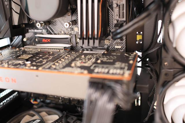 质保10年，买了绝对不亏，机箱里最值得投资的硬件，超频三七防芯