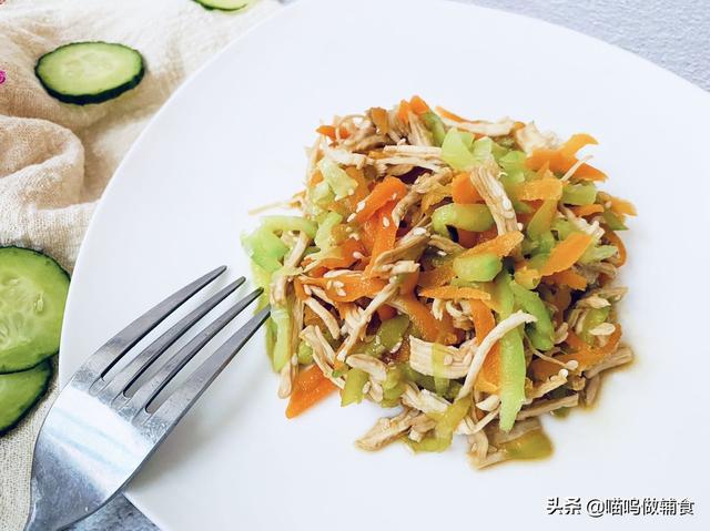 你的育儿经|一撕一拌,简单3步即上桌,补水补蛋白,口感清爽,营养十足