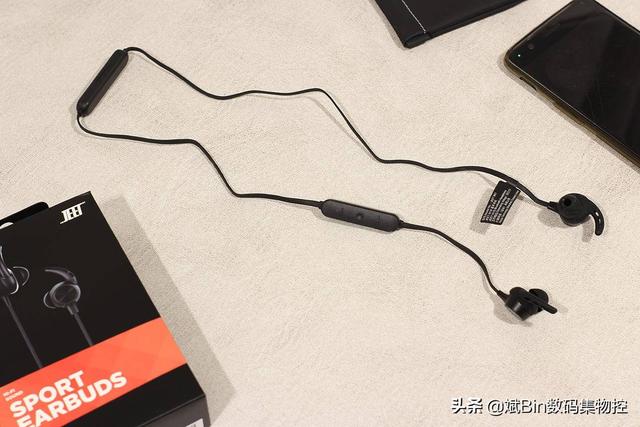 再度入坑JEET高性价比，运动通勤两不误的W1S运动蓝牙耳机