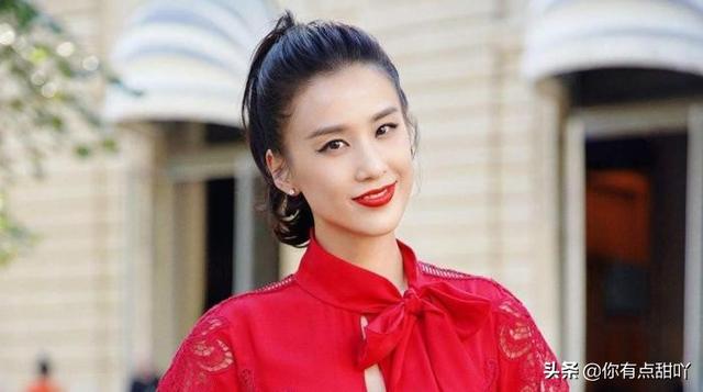 电影工厂|杨子18岁女儿哈佛毕业，前妻陶虹现身，气质出众不输学姐姚安娜