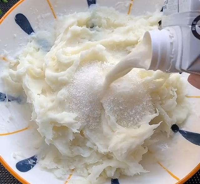 冬季山药这样吃，好吃又营养，香甜绵软又热乎，孩子迷上它