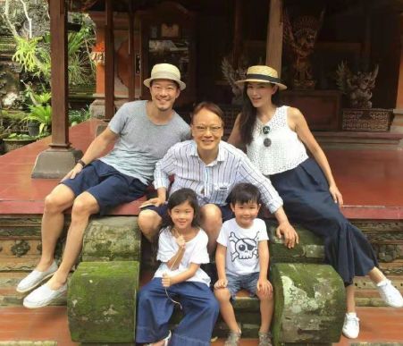 暖先生格调▲“11岁，被妈妈扒光，全车人围观拍照”：有多少孩子，被淹死在羞辱式教育里？