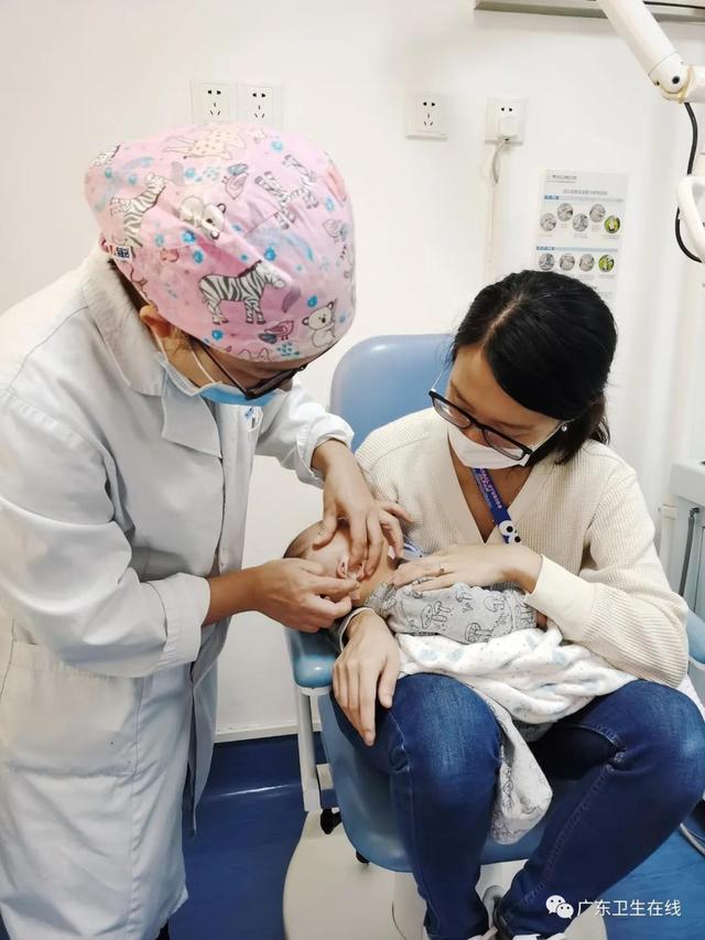 致敬 | 王小亚：愿天下宝宝都拥有健康漂亮的耳朵