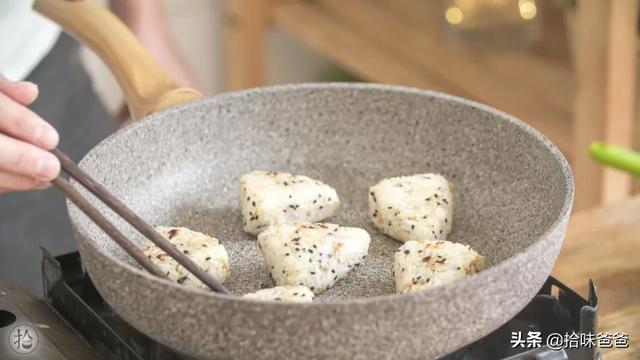 超级宝妈:孩子不爱吃米饭?试试这样做,做出来的口感让人食指大动~