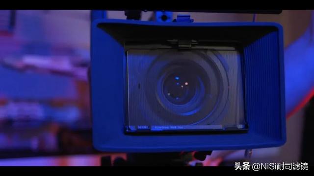 「测评」美国独立电影制作人测试NiSi蓝色拉丝滤镜