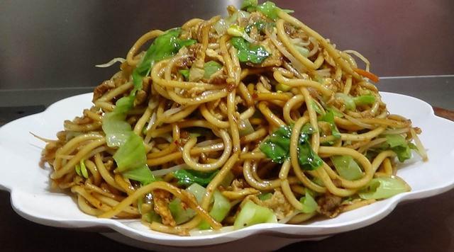 教你营养好吃的羊肉炒面，解馋过瘾不油腻，隔壁孩子馋得不行