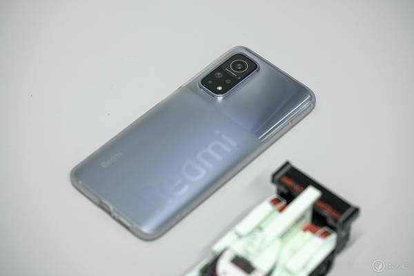 Redmi K30S 至尊纪念版开箱：堆料满满，依然性价比