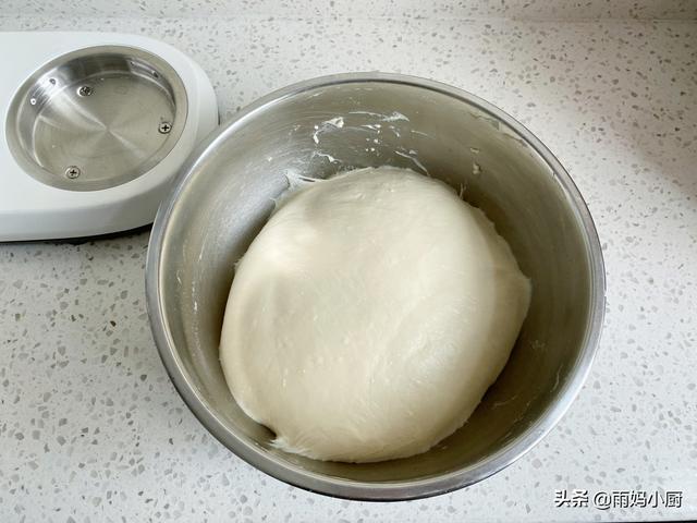 分享一款柔软拉丝的炼奶吐司，手撕吃最好，详细配方建议收藏