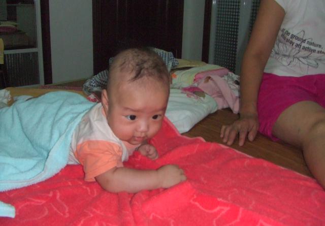 你的育儿经:巧妙实施“挫折教育”,鼓励孩子勇敢攀登,成长路上勇往直前