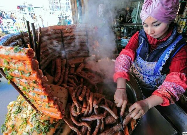 旅行柚子君▲新疆伊犁伊宁市汉人街大巴扎游记