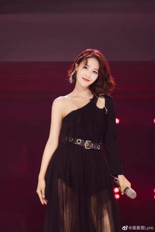 蓝梦琳|《乘风破浪的姐姐》爆了：活出想要的样子，你需要的3样“法宝”