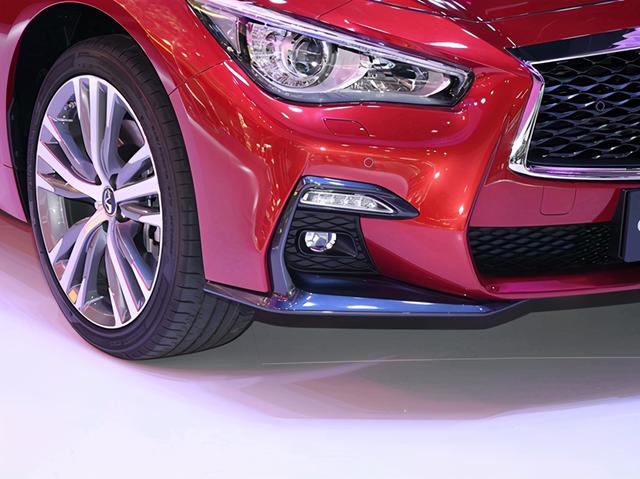 2.0T+7AT，211马力，4年质保，销量口碑都不错