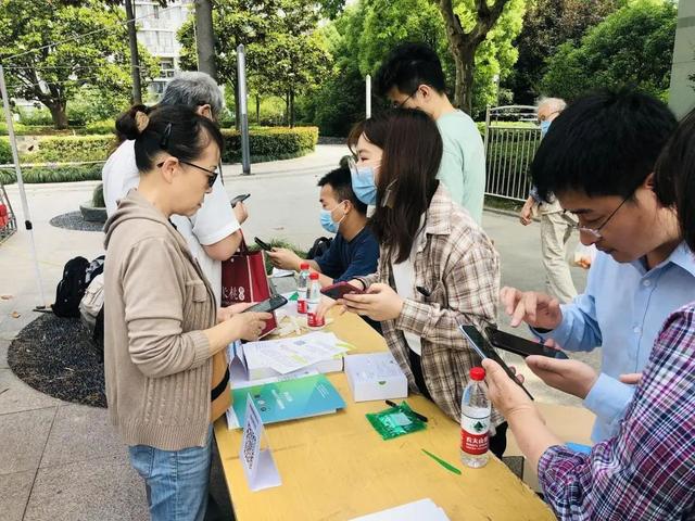 直肠癌|他们将健康服务送进社区，帮助居民及早发现身体隐患