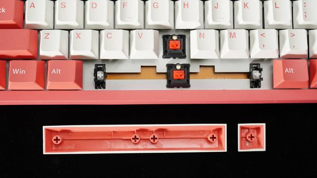 猛男配色版之 FIRSTBLOOD B27机械键盘