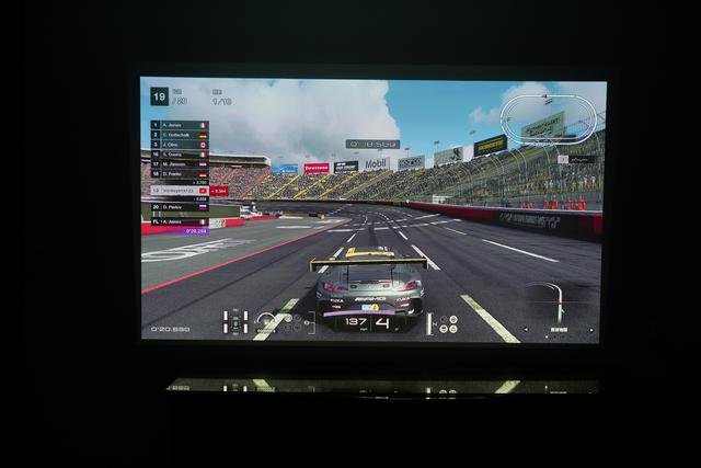 5000元档位投影对决——坚果J10、腾讯极光T6对比测评