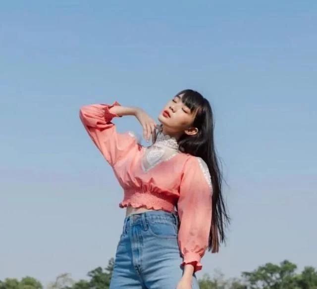 第五大道女人出门,最好少穿这3种裤子,不仅显胖还很俗气,第2种最明显