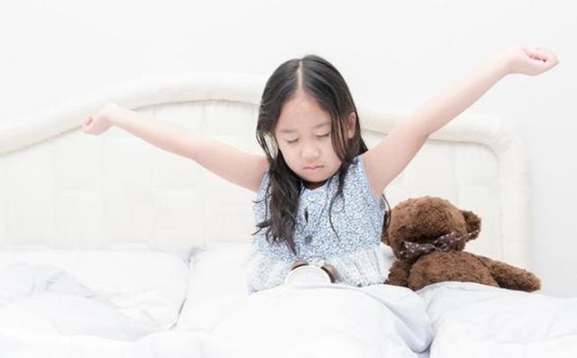 「超级宝妈」孩子时间观念差，家长做好这几点，让孩子轻松自律起来