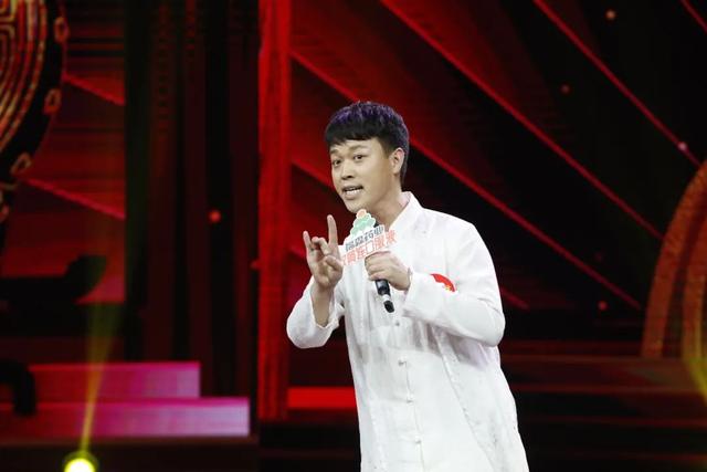 2020戏迷擂台赛第二场战火再燃，等你来，听你唱！今晚7:30，戏迷擂台赛8进2，精彩相约梨园春