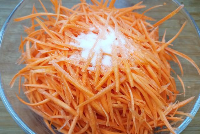 特别适合冬天吃的一道蒸菜，5分钟出锅，鲜香美味，营养还不上火