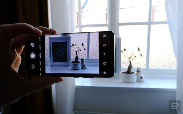 「勇哥科技」Engadget：华为P40 Pro有最大传感器和满足想象的相机