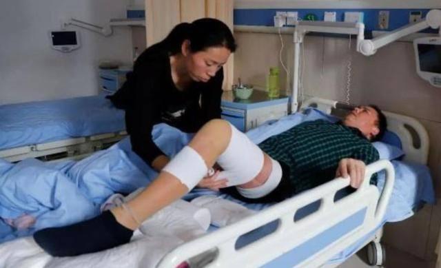 老鹰捉小鸡|满月宝宝患重症，亲友劝放弃，爸爸：“再生一个就不是他了”