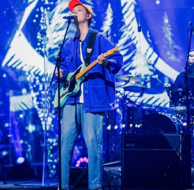 「影视交流地」《我是唱作人》张艺兴自证实力，郑钧给妻子唱歌，霍尊展露高情商