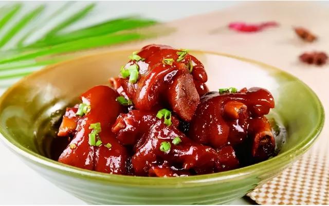 33款佳肴推荐，精选私房菜，鲜香够味，每天做几道让家人吃满意