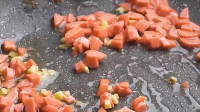 饭店卖25一份的卧蛋，教你在家做，成本不到6块钱，比蒸蛋简单