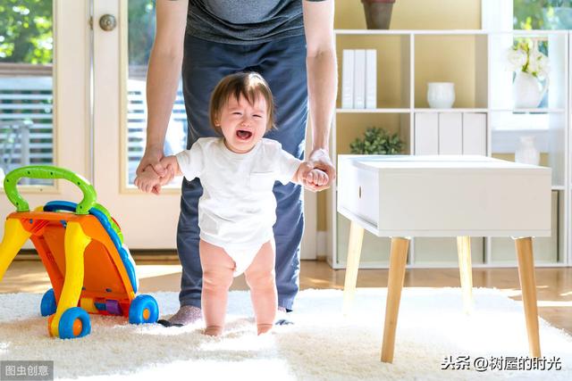 超级宝妈▲宝宝学走路需要注意什么?这些问题要注意,避开那些学步误区