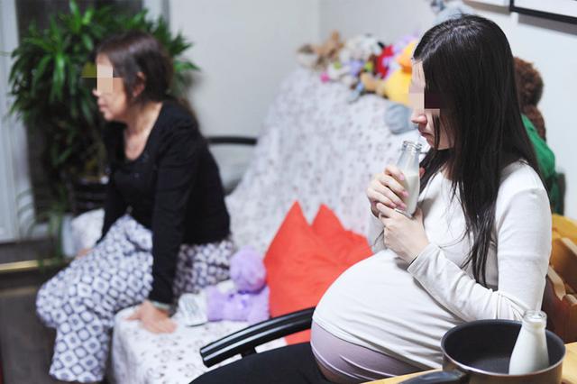你的育儿经：同样是怀孕，有人孕吐反应强烈有人却和平常一样，缓解方法了解下