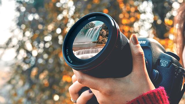 #玩乐足迹#景区打卡照别再扯丝巾了！这五种简单姿势让你回到18岁