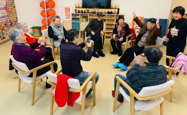 认知|35个社区开办“记忆学堂”！普陀老人看过来→