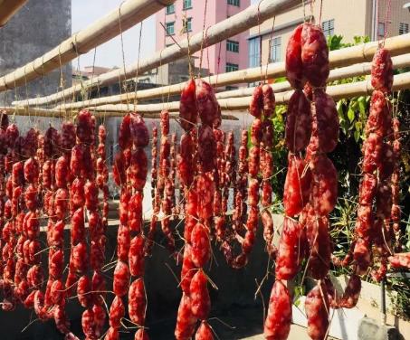 腌制腊肠，方法比例很重要，大厨教你做，做好麻辣鲜香，特好吃