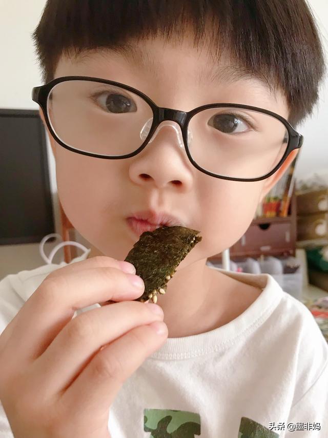 超级宝妈：墨非妈：没有零食的童年不是童年 (零食≠垃圾食品)