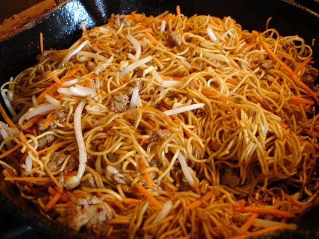 教你营养好吃的羊肉炒面，解馋过瘾不油腻，隔壁孩子馋得不行