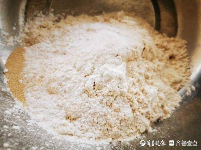 情报站｜早餐不知道吃啥好？在家做酥脆可口的油条，家人都爱吃