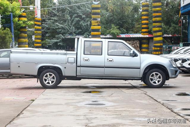 新车｜外观像Jeep，售价6万起，拉货不心疼，福田新皮卡上市