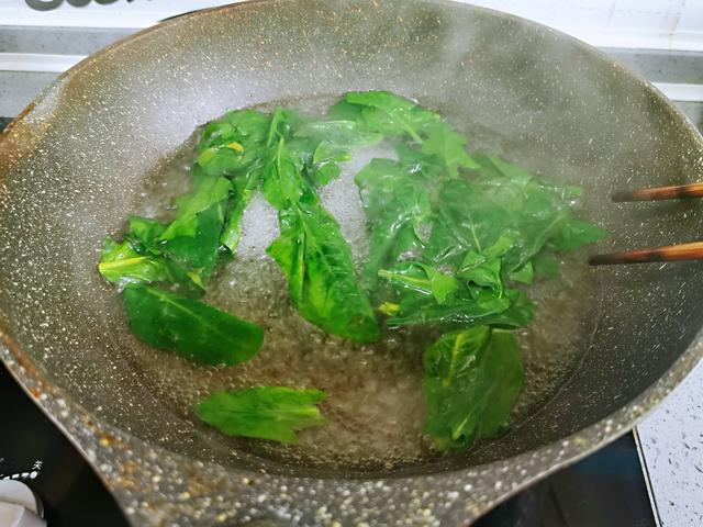超级宝妈▲孩子挑食不吃饭,做它给孩子吃,营养丰富又美味,常吃长高个