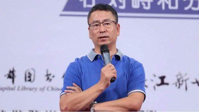 梦的色彩|白岩松：情商比智商重要，家长把这4句话挂嘴边，孩子情商会很高