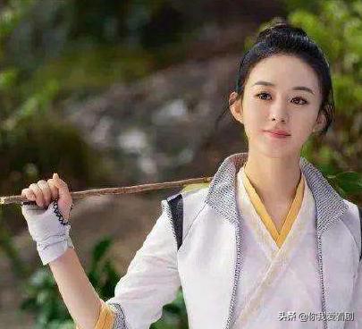 故态复萌|赵丽颖复工后,带儿子与朋友聚餐,是为了什么?