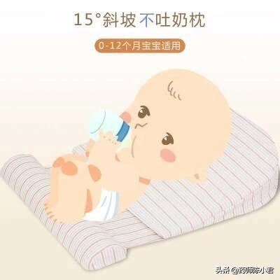 超级宝妈@新生宝宝吐奶的原因是什么，该如何预防呢？