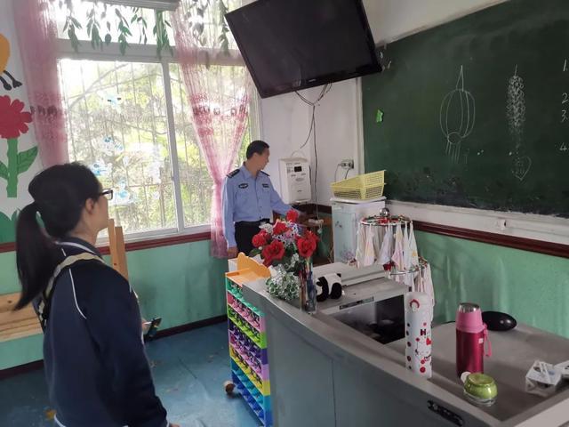 你的育儿经|綦江公安｜蜀黍护航辖区幼儿园开学