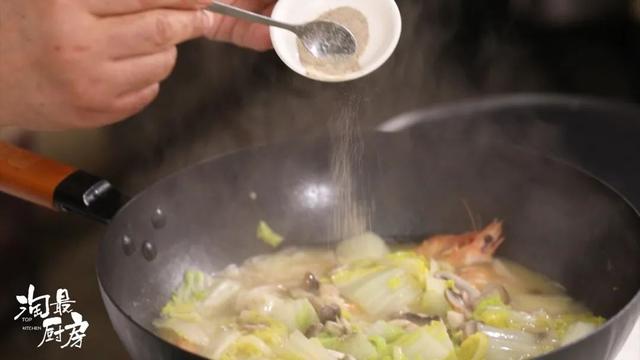 大雪吃啥？简单3步，焖出最鲜白菜